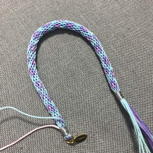 圆盘编器十六股编的小花～ 第5步