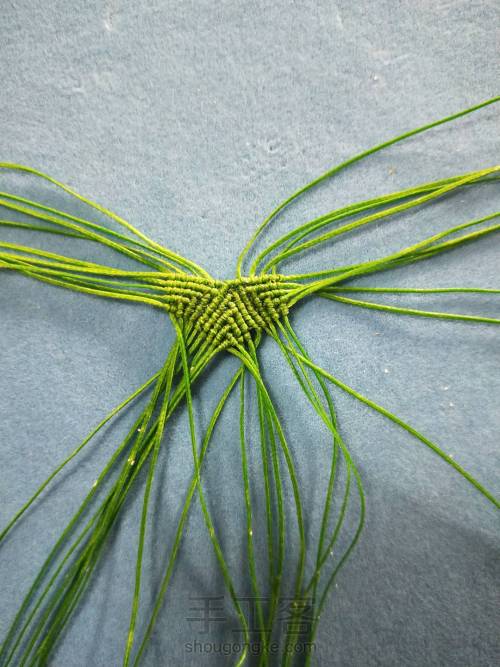 毛线荷叶边的编织方法图片