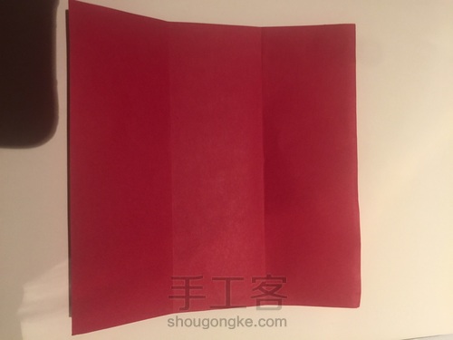第2步:正方形纸一张第1步::制作步骤手:所需工具彩纸1